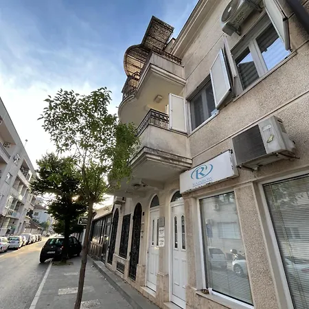 Centre Апартаменты *